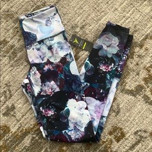 NWT floral old navy active leggings